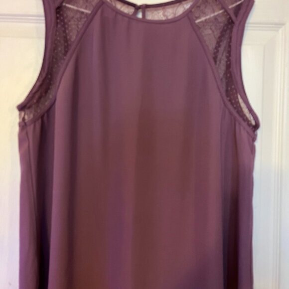 Dynamite Lace Blouse - Picture 1 of 4